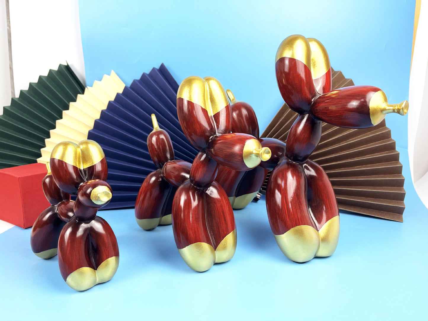 Statuette Balloon Dog en bois massif