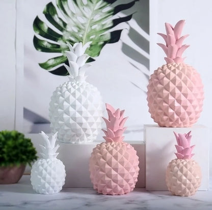 Statuette ananas coloré